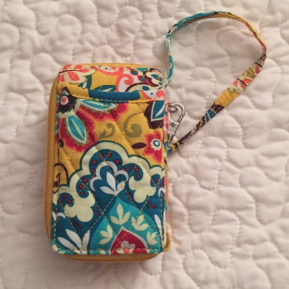 VERA BRADLEY Wristlet - Picture 4 of 4
